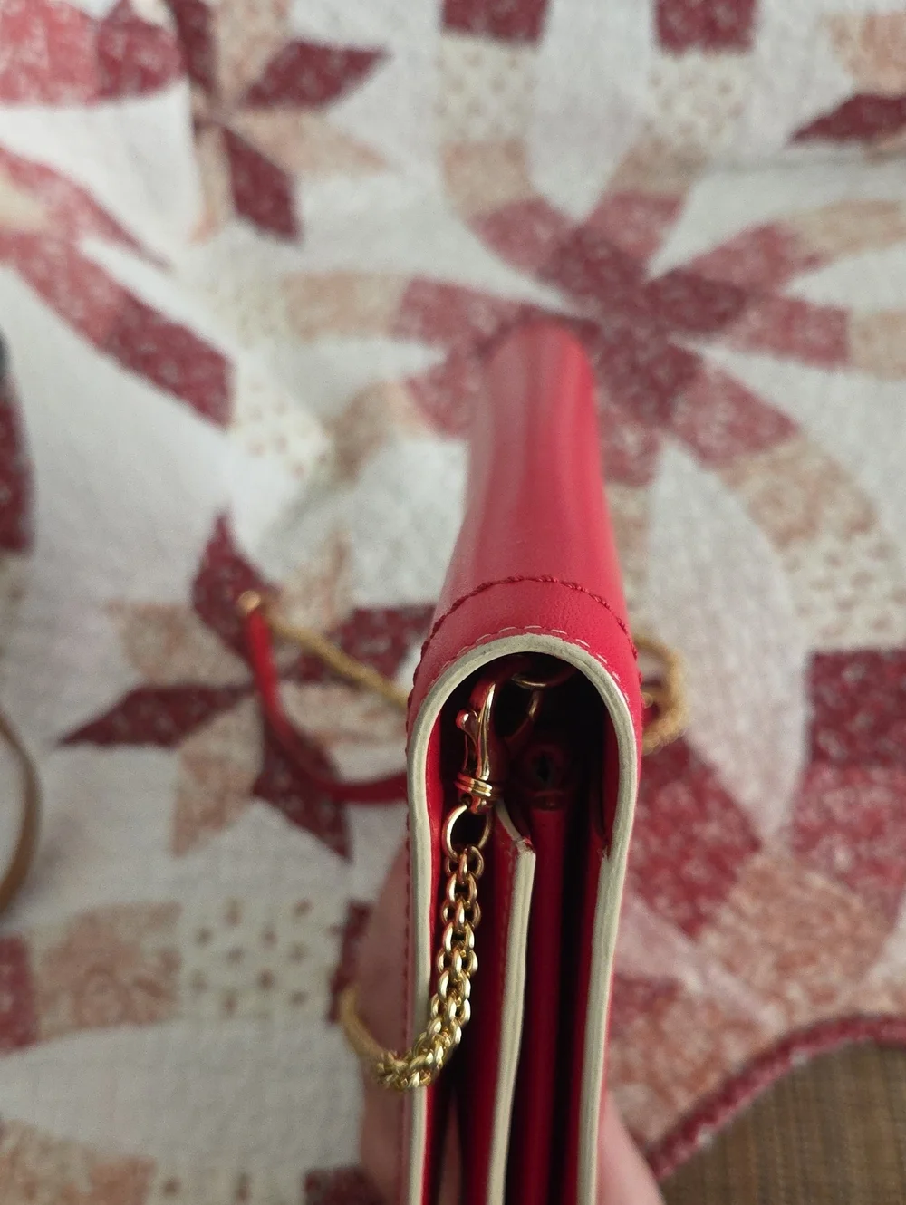 Marc Jacobs Red Leather Crossbody Bag Clutch Wallet with Removable Gold Chain